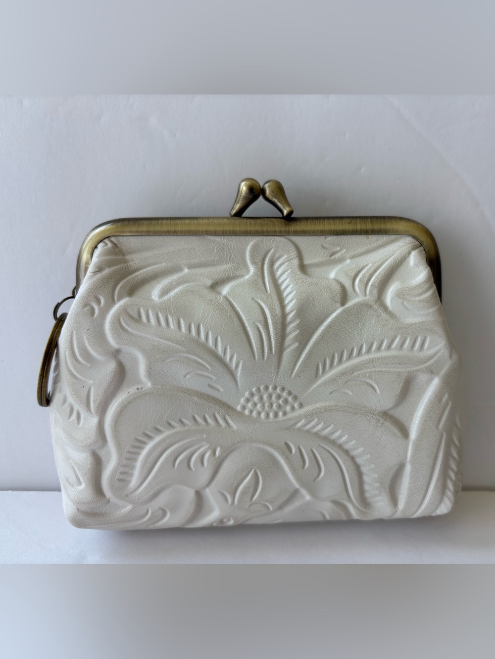 Patricia Nash leather latte Embossed Floral Kiss-Lock coin purse